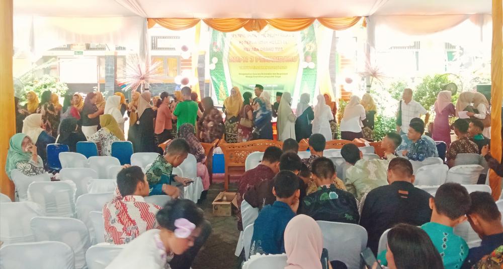 Pelepasan 191 Orang Murid SMP Negeri 3 Pekanbaru, Generasi Berkarakter Berprestasi