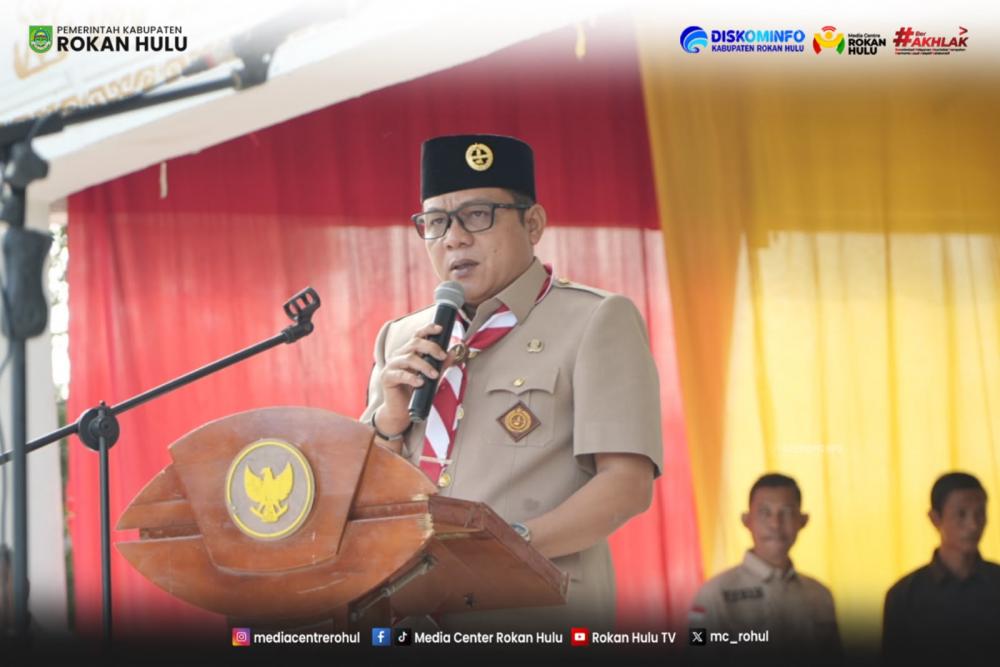 bupati-anton-buka-bulan-bakti-pramuka-2026-rohul-lepas-48-kontingen-jambore-nasional-ke-cibubur