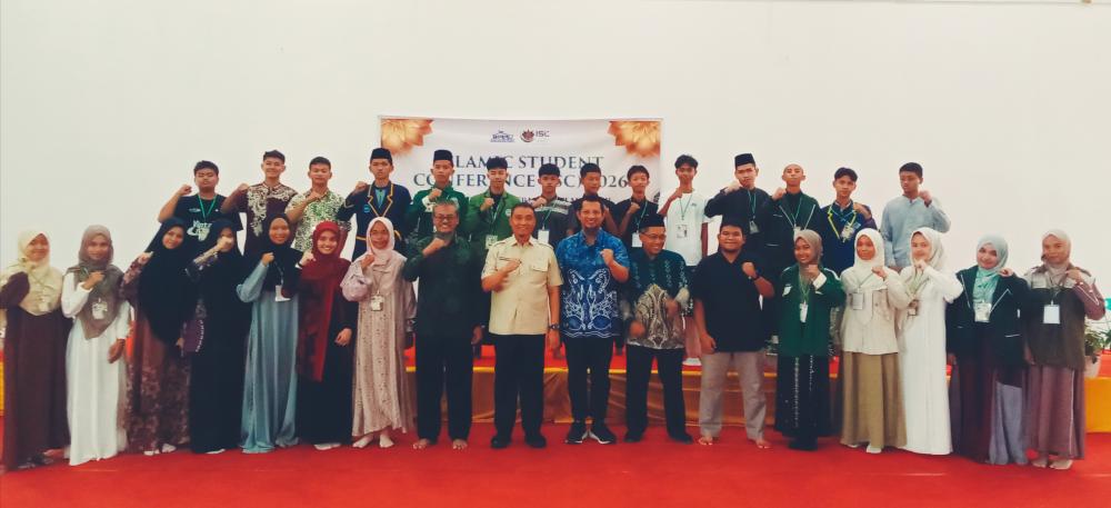 isc-2026-resmi-dibuka-wawako--jadi-ruang-mencetak-penggerak-kebaikan-pelajar-riau