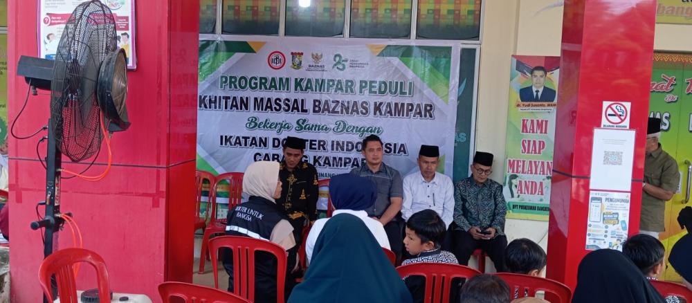 kerjasama-dengan-idi-kampar-baznas-gelar-khitanan-massal-anak-kurang-mampu-di-puskesmas-bangkinang-k