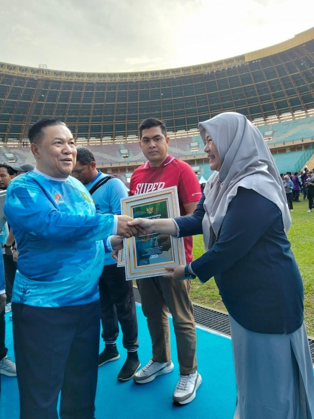 KLH Anugerahkan 11 Proper ke PTPN IV Regional III