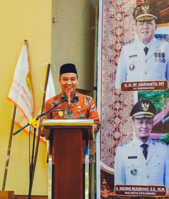 wawako-pekanbaru-dorong-perempuan-minang-jadi-penggerak-kemajuan-daerah