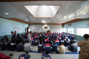 menjemput-berkah-di-antara-deru-mesin-ikhtiar-spiritual-dan-kemanusiaan-di-ta-mayor-kilang-dumai