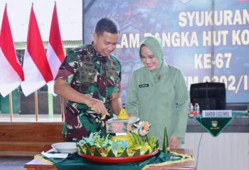 syukuran-hut-ke67-korem-kodim-0302inhu-teguhkan-soliditas-dan-pengabdian-prajurit