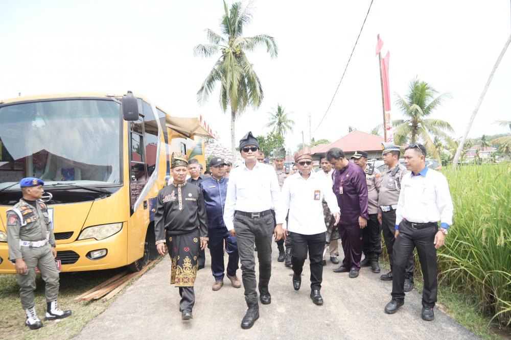 Dukung Pacu Jalur dan Percepat Pertumbuhan Ekonomi, Menteri PU Kaji Pembangunan Tol PKU-Kuansing