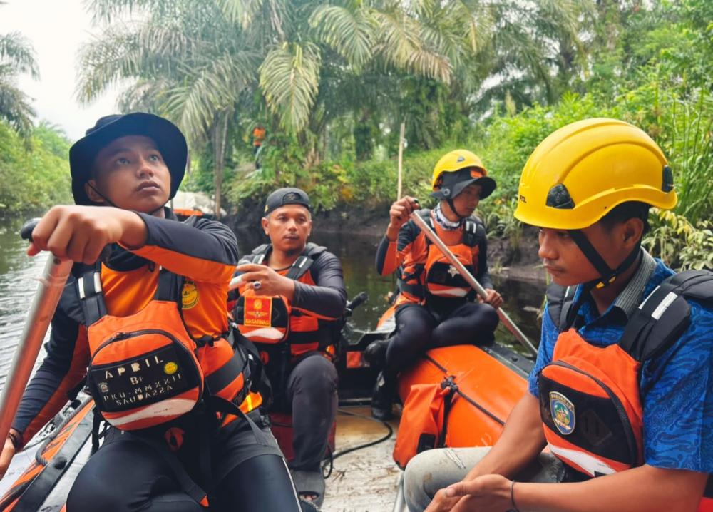 Diduga Diterkam Buaya Saat Menyeberang Sungai, Pemuda 21 Tahun Hilang di Dumai