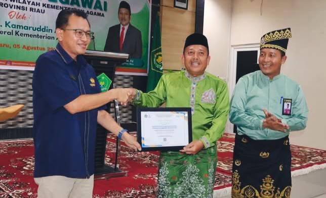 Kanwil Kemenag Riau Borong Dua Penghargaan Pengelolaan Keuangan Terbaik dari DJPb