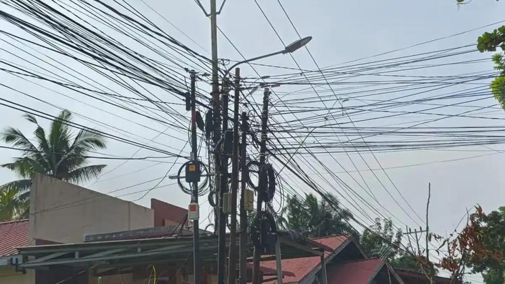 Kabel Semrawut di Pekanbaru Mulai Ditata, Pemko Siapkan Jaringan Bawah Tanah