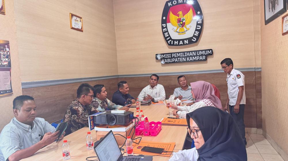 koordinasi-dengan-kpu-bawaslu-pastikan-proses-paw-anggota-dprd-kampar-sesuai--mekanisme-