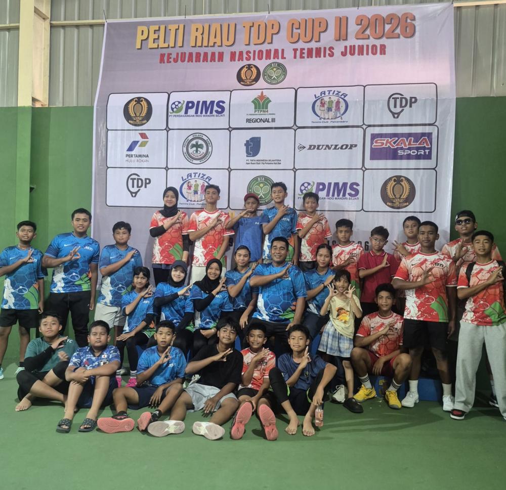 Juara Umum, Petenis Belia Persembahkan Kado HUT RI bagi PTPN IV Regional III