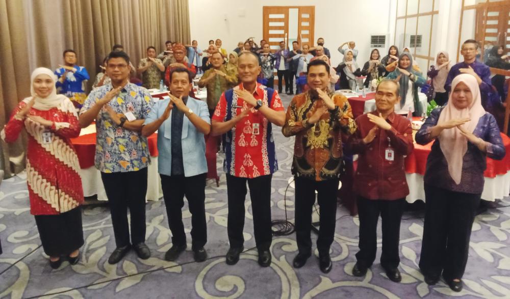 rakor-pelatihan-sertifikasi-bendahara-dorong-kemajuan-kkmp-di-kota-pekanbaru-