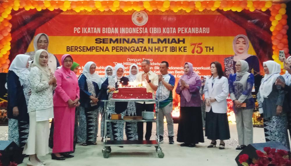 hut-ke-75-ibi-pekanbaru-bersama-pemerintah-berkomitmen-menekan-angka-stunting-