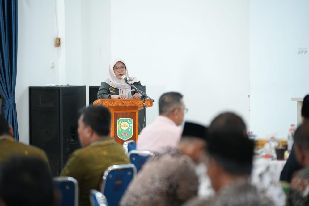 pwi-siak-bekali-kepala-sekolah-literasi-jurnalistik-di-era-digital
