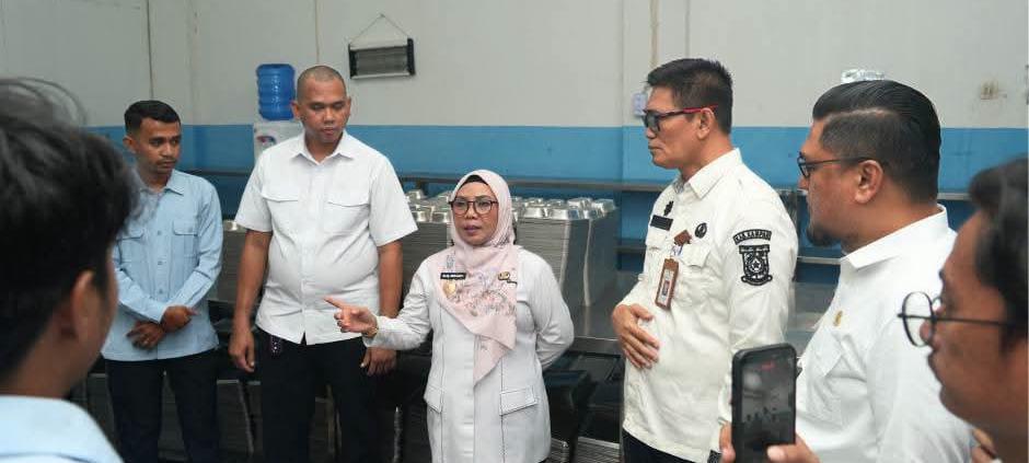 Cek Langsung SPPG dan Kunjungi Siswa Diduga Keracunan MBG di Tapung Hulu, Kasatgas Pastikan Penangan