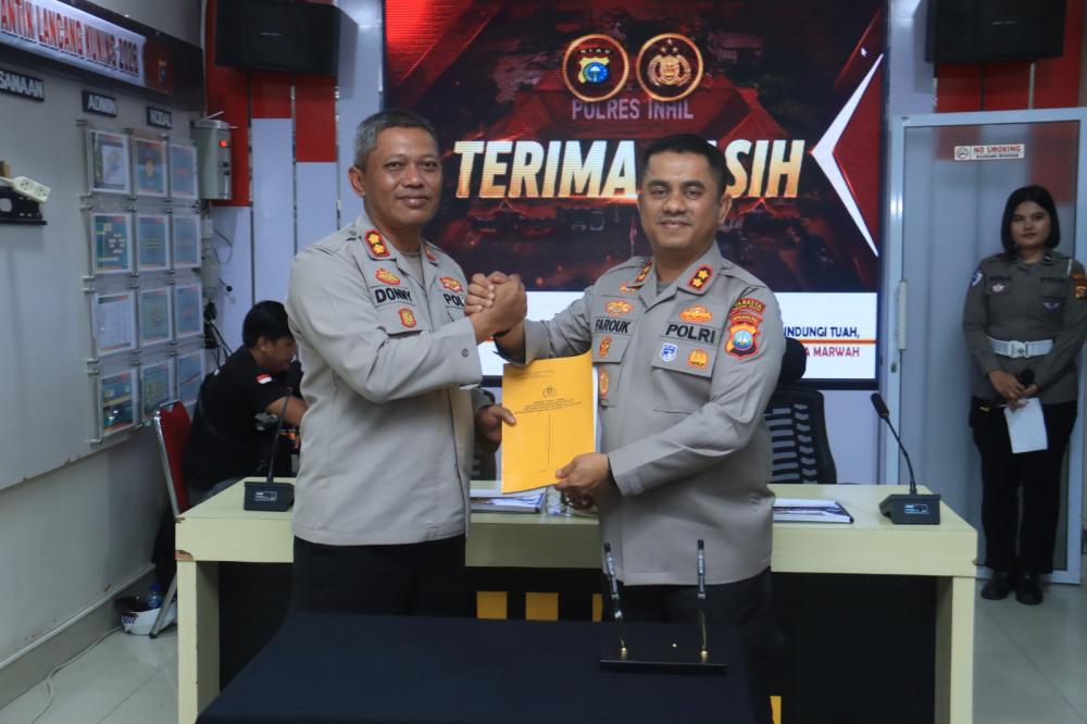 welcome-and-farewell-parade-akbp-donny-eko-listianto-resmi-sambut-tongkat-komando-polres-inhil