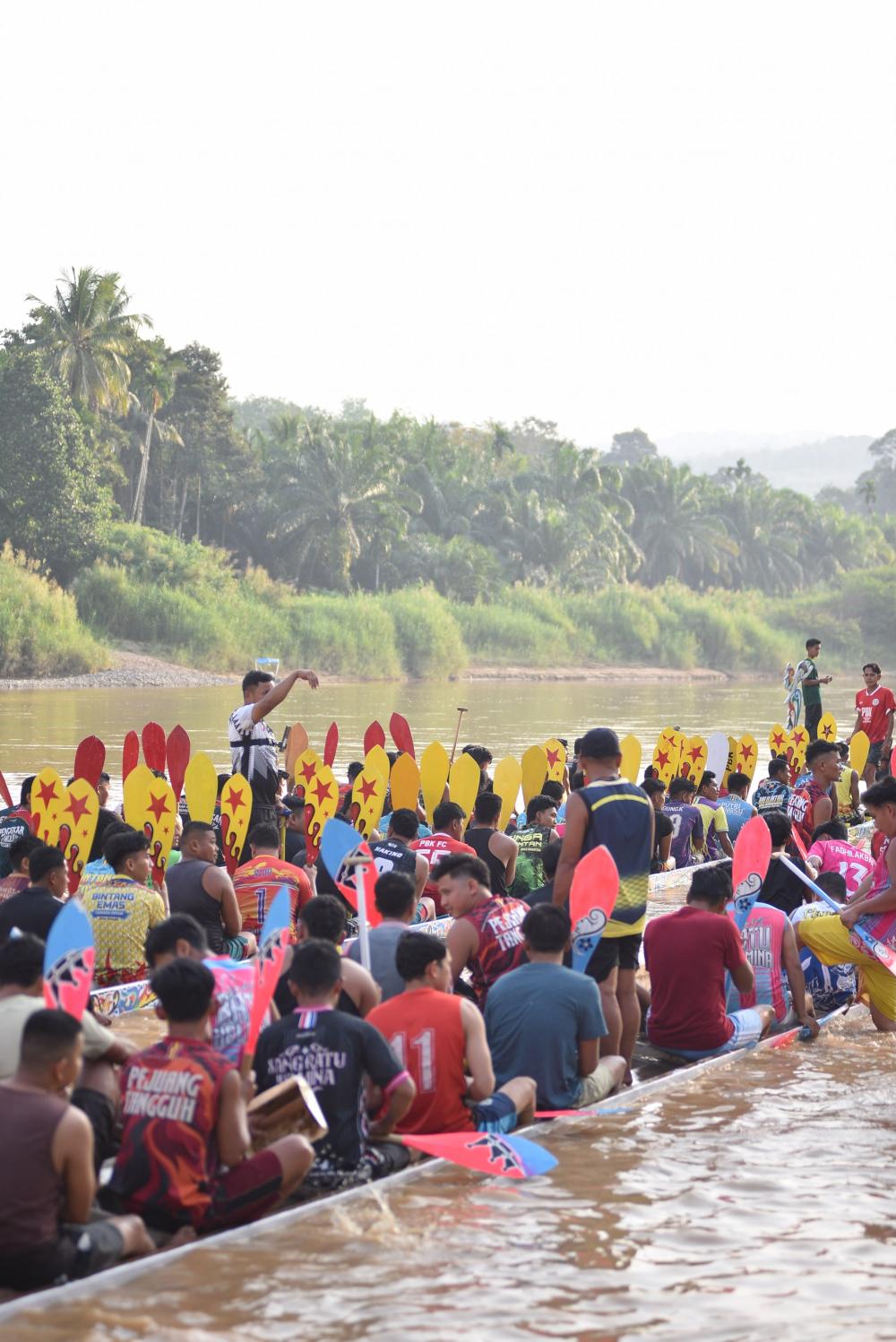 Tepian Pantai Bergemuruh, 5 Jalur Hulu Kuantan Adu Cepat