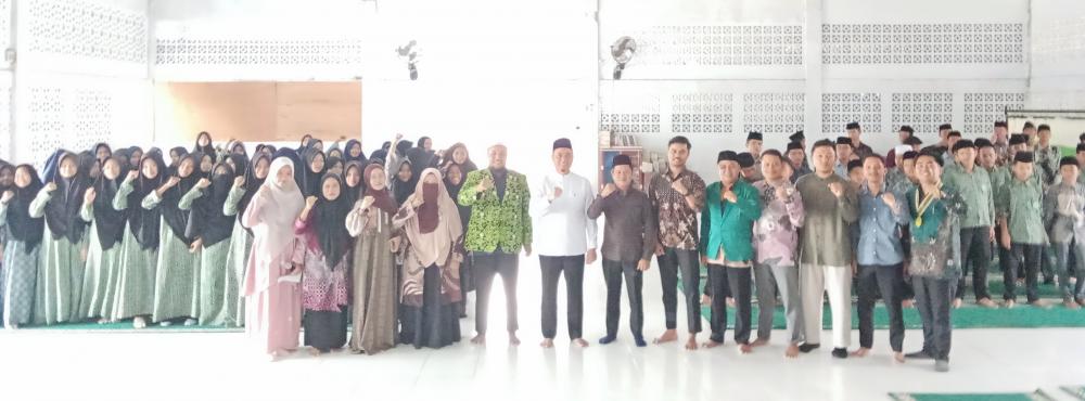 Pelatihan Kader Masjid di Ponpes Al Kifayah, Wawako : Karakter Generasi Berjiwa Pemimpin 
