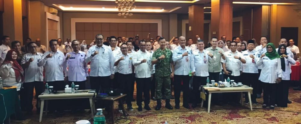 pemprov-riau-percepat-verifikasi-gerai-kdkmp-taufiq--koperasi-sebagai-perekonomian-rakyat