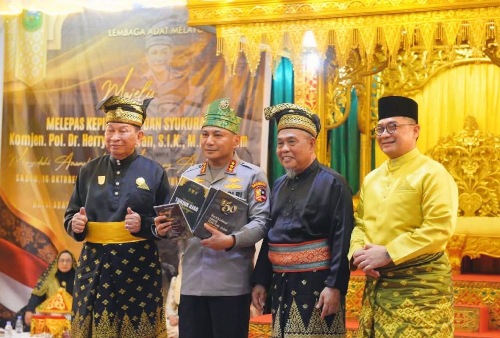 Lepas Komjen Herry Heryawan, Pemerintah dan LAM Riau Apresiasi Pendekatan Yang Humanis