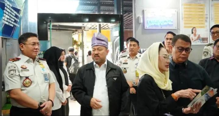 kunker-ke-riau-komisi-xiii-dprd-ri-puji-kualitas-pelayanan-imigrasi-pekanbaru
